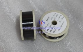 黑钨丝的沸点是多少？