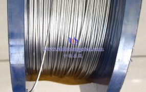 白钨丝的电阻率特性如何？