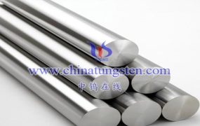 高密度合金的相变温度和热处理条件对其性能有何影响？