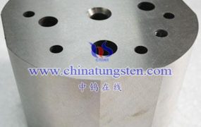 高密度合金在设计和制造过程中需要考虑哪些因素？