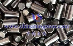 高密度合金的蠕变和松弛性能如何评估？