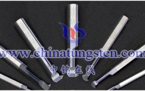 什么是硬质合金螺纹槽车刀？