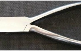 什么是硬质合金扁嘴钳