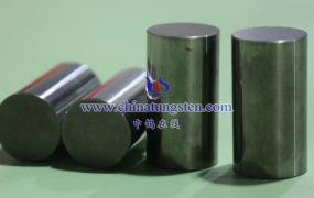 硬质合金的显微结构由哪两相组成？