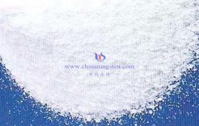 偏钨酸铵在水中的溶解度如何？