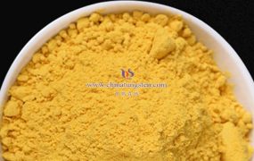 如何评估氧化钨作为电催化材料的催化效率?