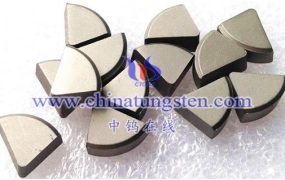 什么是硬质合金车刀？