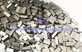 高密度钨合金是如何实现振动控制的？