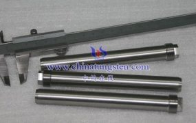 探索钨合金伽马辐射源容器的设计