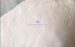 《钨的光学特性》（タングステンの光学特性）