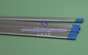 镧钨电极在起弧性能上的表现如何？