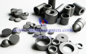 硬质合金的烧结温度和时间对其抗弯强度有何影响？