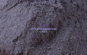 氧化钨在光致发光材料中的角色是什么？