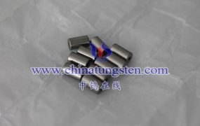 钡钨阴极是否可以在真空环境下工作？