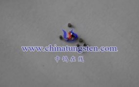 钡钨阴极是否容易受到氧化影响？