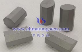 钨钴合金的硬度大约是高速钢的多少倍？