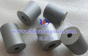 硬质合金的制备工艺有哪些主要步骤？