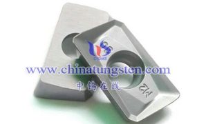 硬质合金可转位刀片有哪些组成部分？