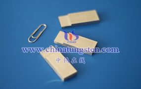 玻璃熔炼钼电极的批发价格是多少？