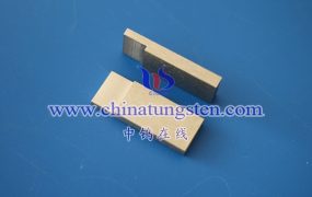 钼电极的最新价格是多少？