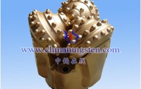 什么是三旋转圆锥形刀片钻头（Tri-cone Bit）