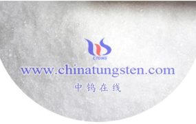 如何用偏钨酸铵辅助剂制备金属镀膜？