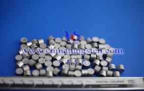 组织缺陷对高比重钨合金热膨胀系数的影响