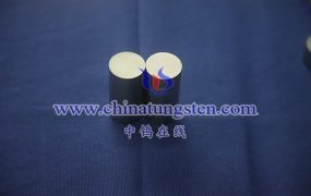 不同用途的钼块，其经济成本有何不同？