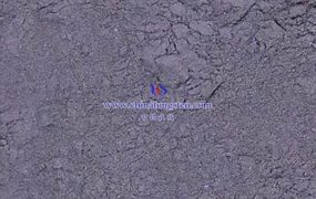 纳米氧化钨的颜色变化与什么因素有关？