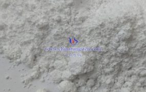 氧化钨在什么条件下会变成白色？