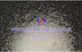 偏钨酸铵的光催化性能和在光催化反应中的应用如何？