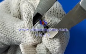 钡钨电极的电子发射原理是什么？