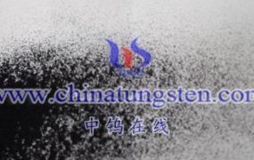 紫色氧化钨如何提高固态电池的性能？