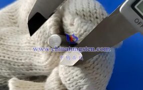 钡钨电极在汽车照明中起什么作用？