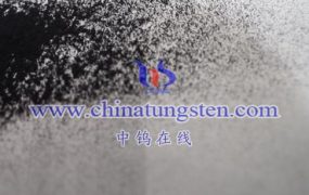 紫色氧化钨在固态电池中是否存在环境污染或者健康问题？