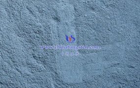 磁控溅射结合水热法如何制备钒掺杂氧化钨纳米线？