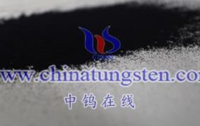 紫色氧化钨制备方法及其工艺条件对性能有什么影响？