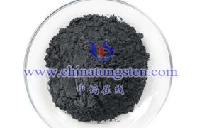 为什么氢气是钨粉生产的还原剂？