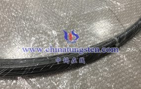 钨丝在发光时的工作温度一般是多少？