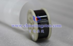 钨丝的热膨胀系数如何测定？