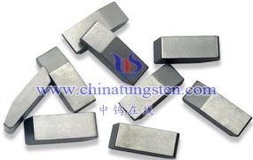 硬质合金锯齿片由什么材料制成？