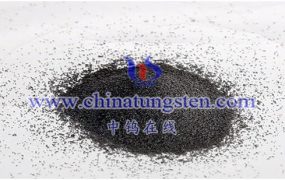 为什么钨粉在空气会中团聚？