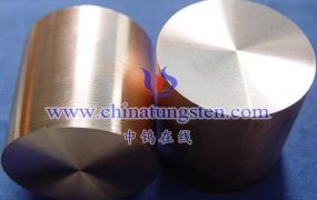 高密度钨合金在核反应堆燃料包壳中的性能如何？