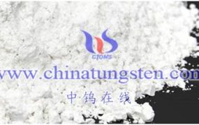 钨酸钡的晶体结构是什么？