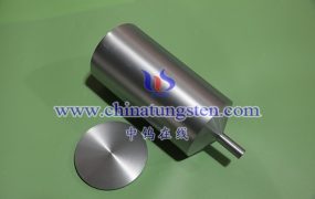 钼坩埚的内表面可以抛光到什么精度？