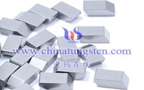 碳化钨锯齿片的特点是什么？