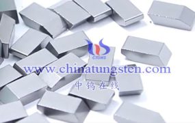 碳化钨锯齿片在工业和建筑领域的应用案例是什么？