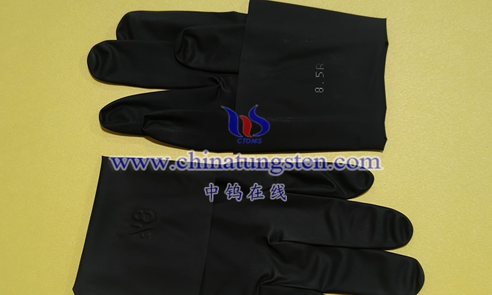 钨橡胶手套中包含哪些钨化合物？