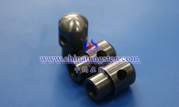 按几何形状可将硬质合金喷嘴划分为哪些结构？