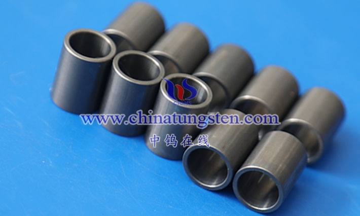 不同工况下硬质合金模具的性能要求差异